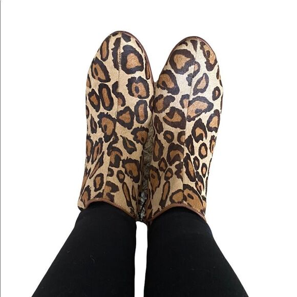 Sam Edelman | Petty Leopard Ankle Booties | 7.5 - Picture 4 of 10